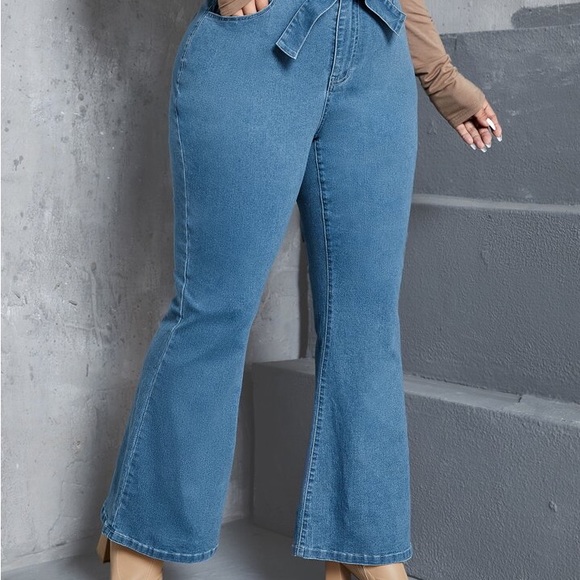 Plus High Waist Belted Flare Leg Jeans - Picture 3 of 3
